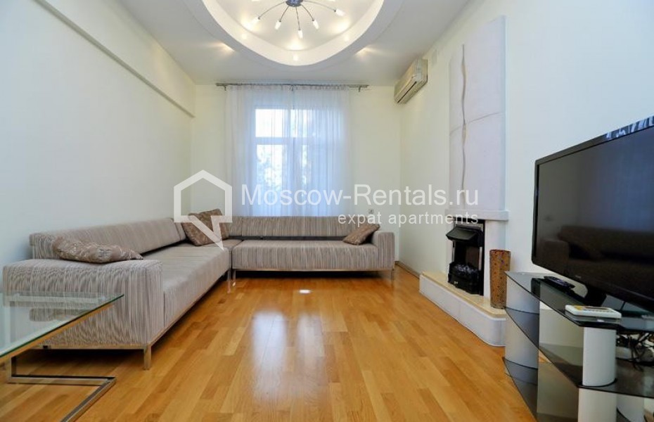 Photo #3 3-room (2 BR) apartment for <a href="http://moscow-rentals.ru/en/articles/long-term-rent" target="_blank">a long-term</a> rent
 in Russia, Moscow, Leontievskyi lane., 6С2