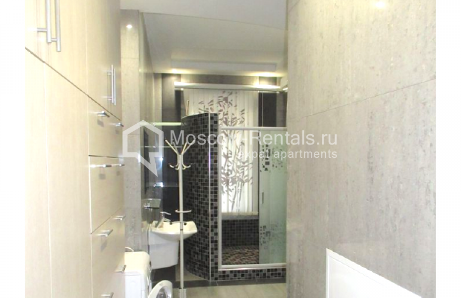Photo #6 3-room (2 BR) apartment for <a href="http://moscow-rentals.ru/en/articles/long-term-rent" target="_blank">a long-term</a> rent
 in Russia, Moscow, Petrovskyi blv., 15С1