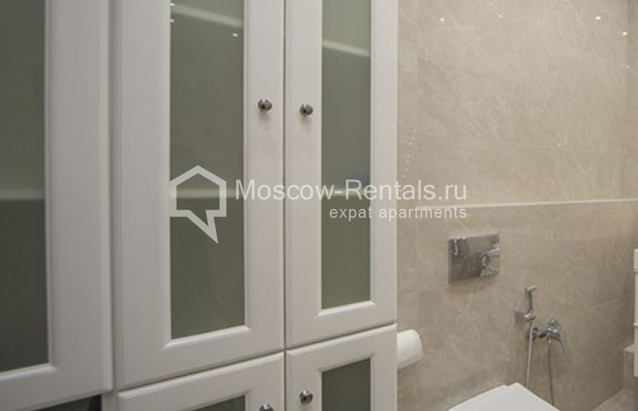 Photo #5 2-room (1 BR) apartment for <a href="http://moscow-rentals.ru/en/articles/long-term-rent" target="_blank">a long-term</a> rent
 in Russia, Moscow, Karetnyi Ryad, 5/10С2