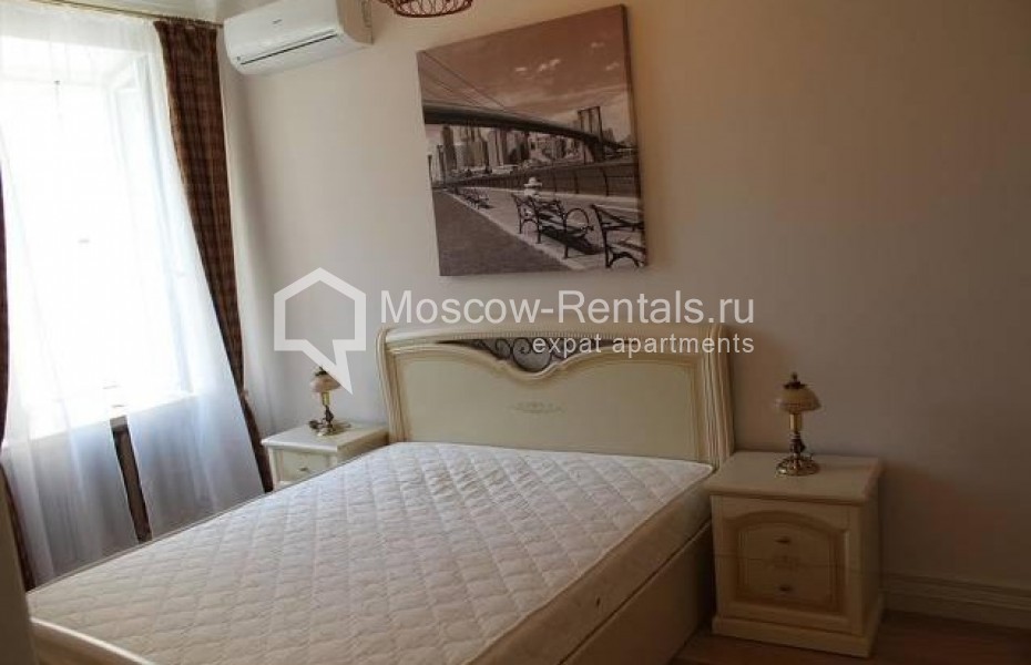 Photo #4 2-room (1 BR) apartment for <a href="http://moscow-rentals.ru/en/articles/long-term-rent" target="_blank">a long-term</a> rent
 in Russia, Moscow, Tverskaya str., 19
