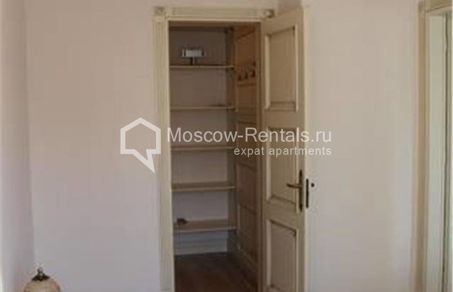 Photo #5 2-room (1 BR) apartment for <a href="http://moscow-rentals.ru/en/articles/long-term-rent" target="_blank">a long-term</a> rent
 in Russia, Moscow, Tverskaya str., 19