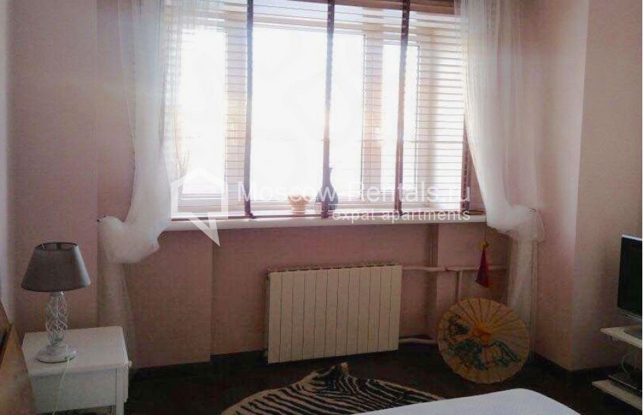 Photo #8 2-room (1 BR) apartment for <a href="http://moscow-rentals.ru/en/articles/long-term-rent" target="_blank">a long-term</a> rent
 in Russia, Moscow, Malyi Patriarshi lane., 5С1