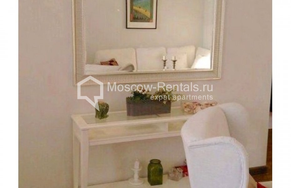 Photo #3 2-room (1 BR) apartment for <a href="http://moscow-rentals.ru/en/articles/long-term-rent" target="_blank">a long-term</a> rent
 in Russia, Moscow, Malyi Patriarshi lane., 5С1