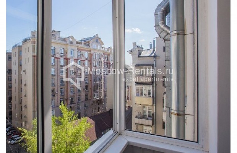 Photo #11 2-room (1 BR) apartment for <a href="http://moscow-rentals.ru/en/articles/long-term-rent" target="_blank">a long-term</a> rent
 in Russia, Moscow, Tverskaya str., 17