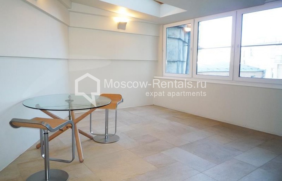 Photo #6 3-room (2 BR) apartment for <a href="http://moscow-rentals.ru/en/articles/long-term-rent" target="_blank">a long-term</a> rent
 in Russia, Moscow, Merzlaykovskyi lane, 13