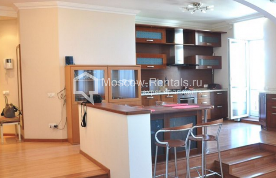 Photo #1 3-room (2 BR) apartment for <a href="http://moscow-rentals.ru/en/articles/long-term-rent" target="_blank">a long-term</a> rent
 in Russia, Moscow, Povarskaya str, 22