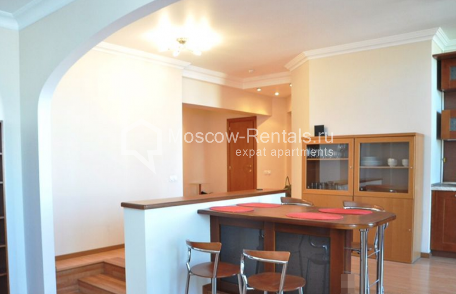 Photo #6 3-room (2 BR) apartment for <a href="http://moscow-rentals.ru/en/articles/long-term-rent" target="_blank">a long-term</a> rent
 in Russia, Moscow, Povarskaya str, 22