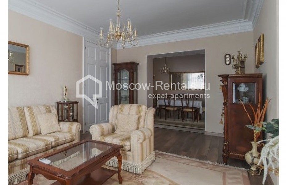 Photo #4 4-room (3 BR) apartment for <a href="http://moscow-rentals.ru/en/articles/long-term-rent" target="_blank">a long-term</a> rent
 in Russia, Moscow, Plotnikov lane, 20/21