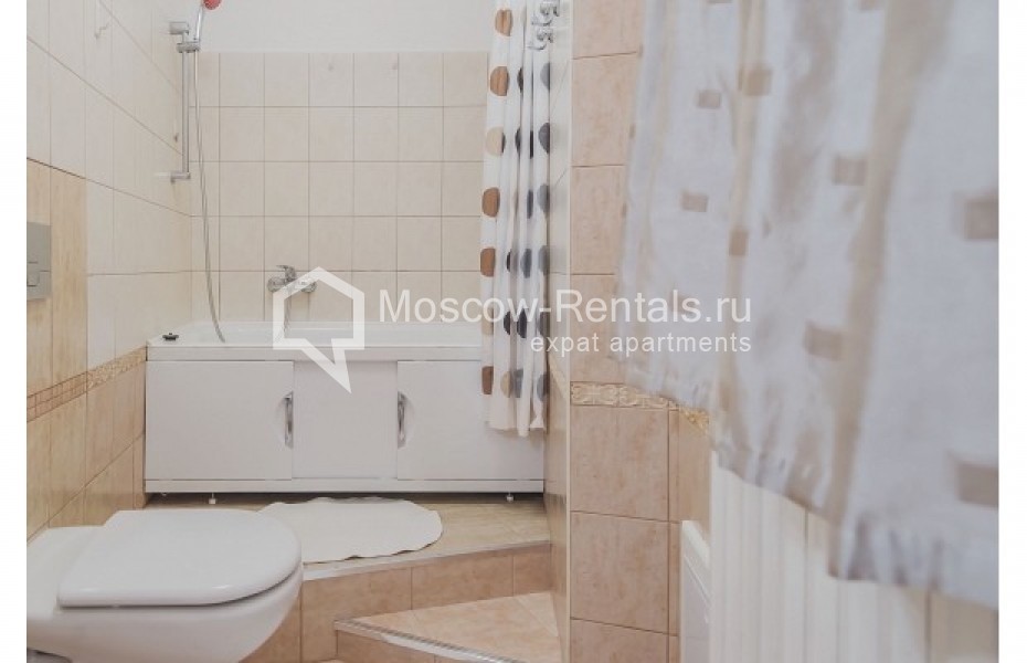 Photo #15 4-room (3 BR) apartment for <a href="http://moscow-rentals.ru/en/articles/long-term-rent" target="_blank">a long-term</a> rent
 in Russia, Moscow, Plotnikov lane, 20/21