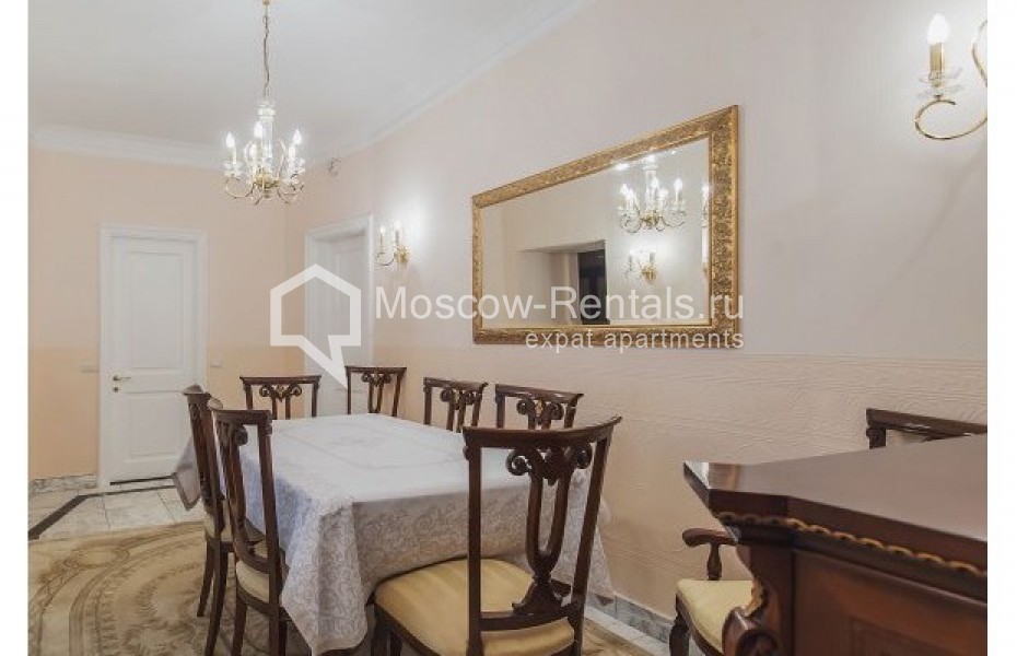 Photo #5 4-room (3 BR) apartment for <a href="http://moscow-rentals.ru/en/articles/long-term-rent" target="_blank">a long-term</a> rent
 in Russia, Moscow, Plotnikov lane, 20/21