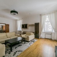 Photo #1 4-room (3 BR) apartment for <a href="http://moscow-rentals.ru/en/articles/long-term-rent" target="_blank">a long-term</a> rent
 in Russia, Moscow, Petrovskyi lane, 1/30С1