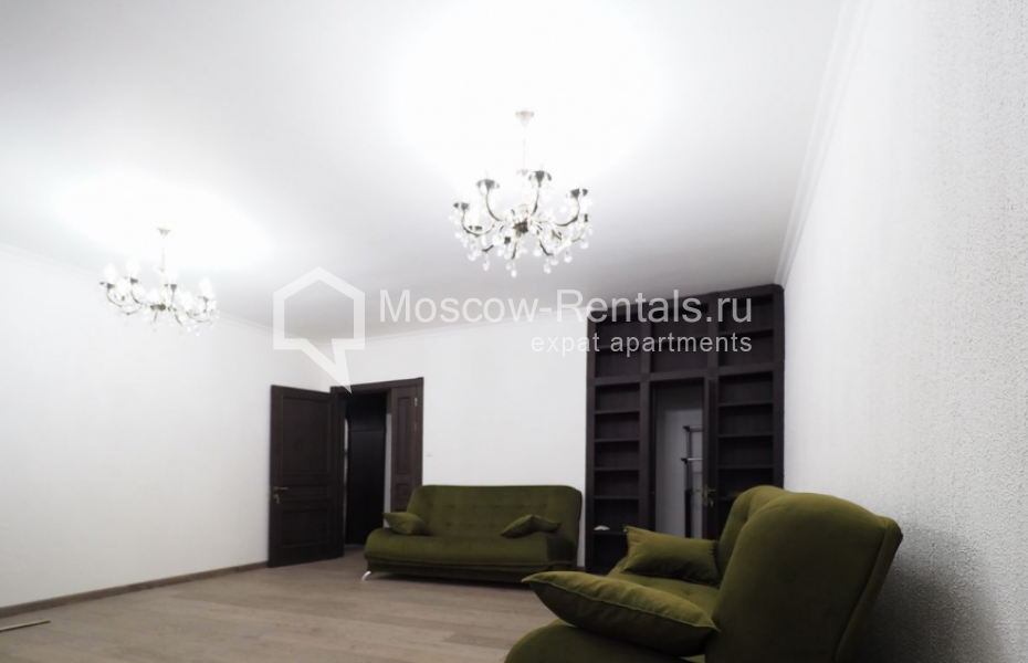 Photo #10 4-room (3 BR) apartment for <a href="http://moscow-rentals.ru/en/articles/long-term-rent" target="_blank">a long-term</a> rent
 in Russia, Moscow, Srednyi Kislovskyi lane, 5/6С14