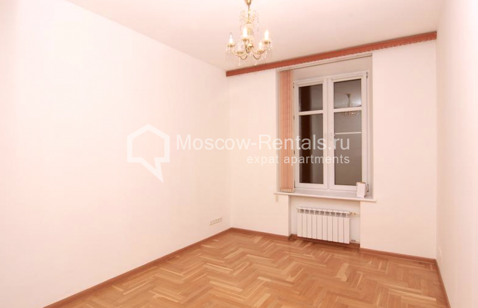 Photo #4 5-room (4 BR) apartment for <a href="http://moscow-rentals.ru/en/articles/long-term-rent" target="_blank">a long-term</a> rent
 in Russia, Moscow, Plushchikha str, 31