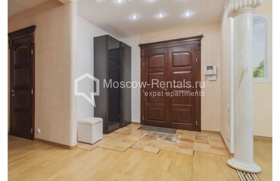 Photo #16 5-room (4 BR) apartment for <a href="http://moscow-rentals.ru/en/articles/long-term-rent" target="_blank">a long-term</a> rent
 in Russia, Moscow, Vorotnikovskyi lane,  4
