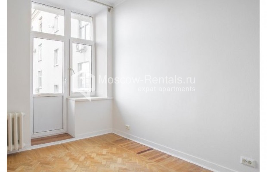 Photo #7 5-room (4 BR) apartment for <a href="http://moscow-rentals.ru/en/articles/long-term-rent" target="_blank">a long-term</a> rent
 in Russia, Moscow, Tverskaya str, 15