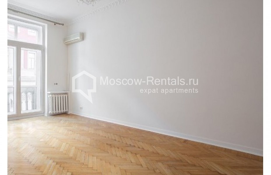 Photo #8 5-room (4 BR) apartment for <a href="http://moscow-rentals.ru/en/articles/long-term-rent" target="_blank">a long-term</a> rent
 in Russia, Moscow, Tverskaya str, 15