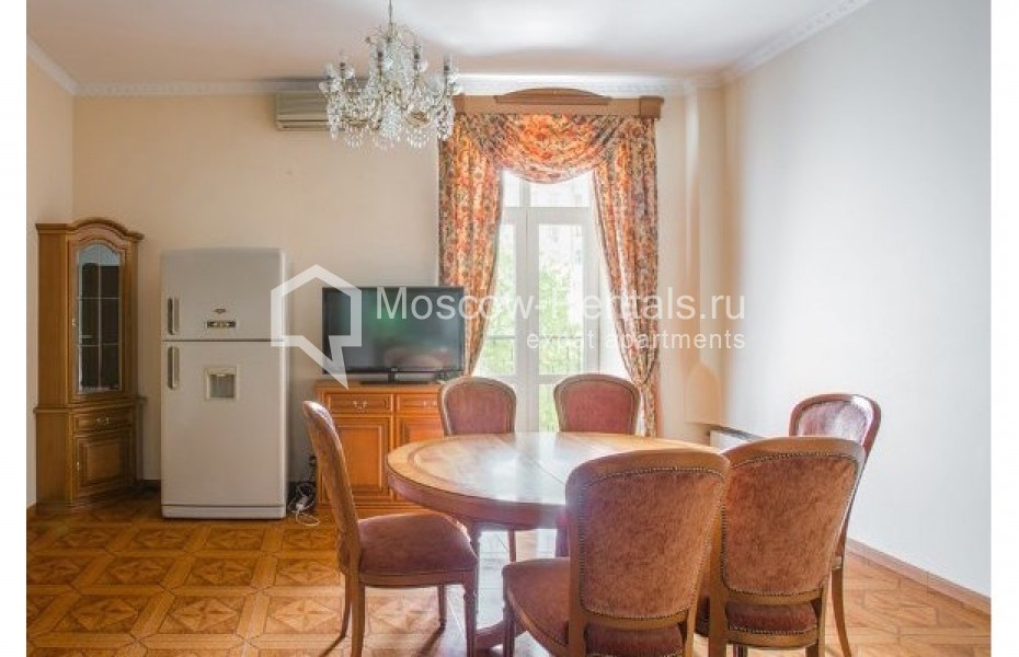 Photo #6 5-room (4 BR) apartment for <a href="http://moscow-rentals.ru/en/articles/long-term-rent" target="_blank">a long-term</a> rent
 in Russia, Moscow, Krivoarbatskyi lane, 16/22