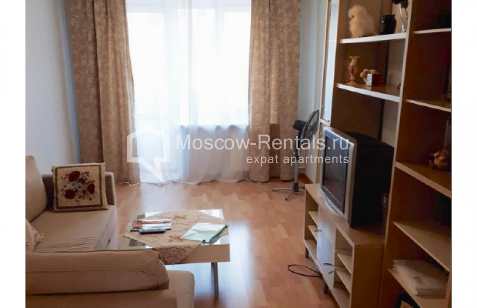 Photo #3 3-room (2 BR) apartment for <a href="http://moscow-rentals.ru/en/articles/long-term-rent" target="_blank">a long-term</a> rent
 in Russia, Moscow, B. Dorogomilovskaya str, 16