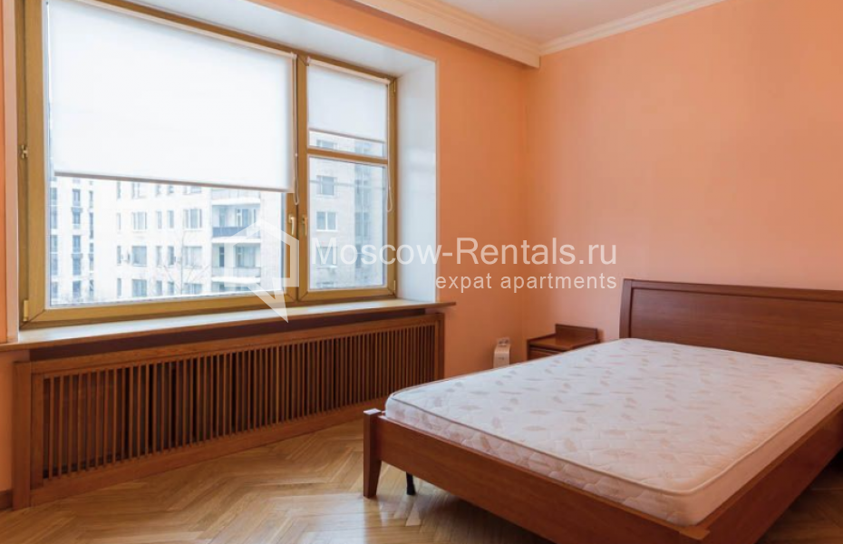 Photo #13 5-room (4 BR) apartment for <a href="http://moscow-rentals.ru/en/articles/long-term-rent" target="_blank">a long-term</a> rent
 in Russia, Moscow, Spiridonovka str, 18
