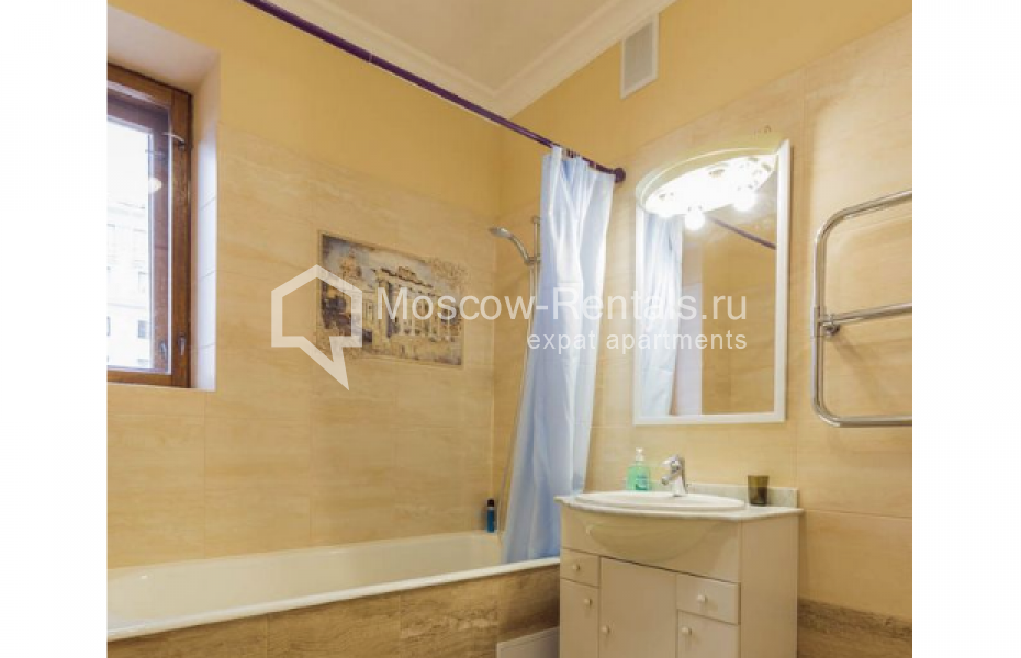 Photo #22 5-room (4 BR) apartment for <a href="http://moscow-rentals.ru/en/articles/long-term-rent" target="_blank">a long-term</a> rent
 in Russia, Moscow, Spiridonovka str, 18