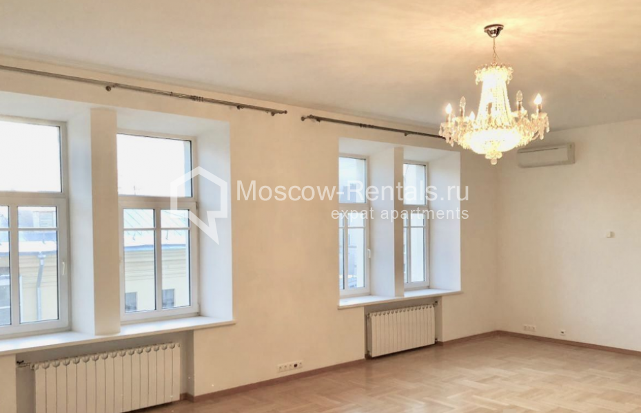 Photo #1 4-room (3 BR) apartment for <a href="http://moscow-rentals.ru/en/articles/long-term-rent" target="_blank">a long-term</a> rent
 in Russia, Moscow, 4th Tverskaya-Yamskaya str, 26/8