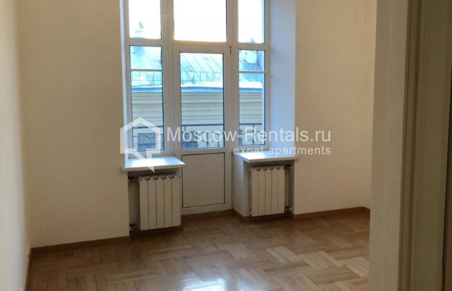 Photo #11 4-room (3 BR) apartment for <a href="http://moscow-rentals.ru/en/articles/long-term-rent" target="_blank">a long-term</a> rent
 in Russia, Moscow, 4th Tverskaya-Yamskaya str, 26/8
