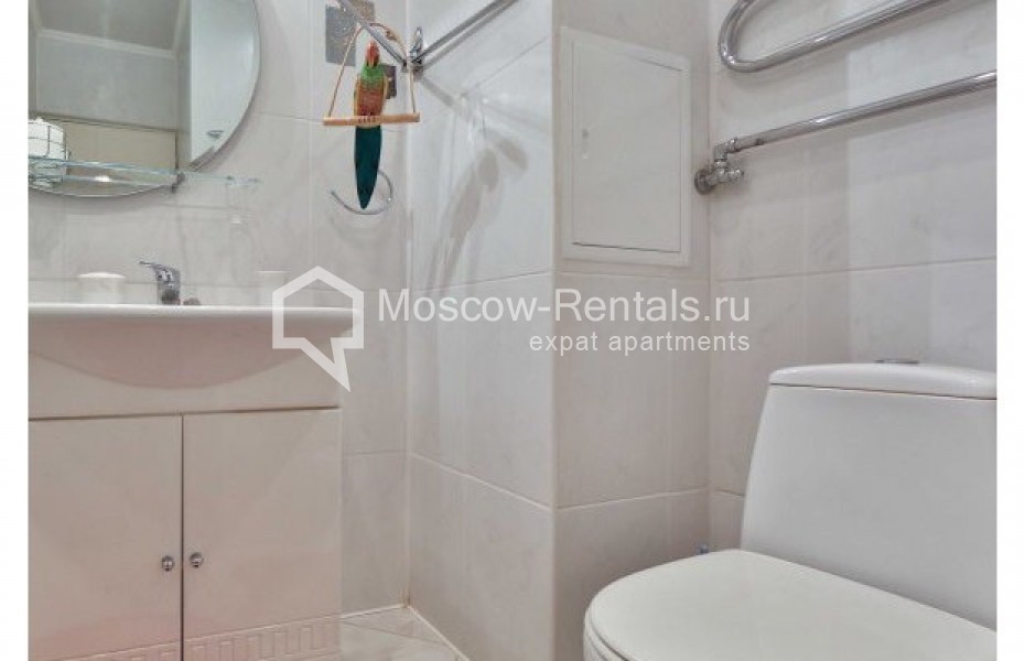 Photo #15 5-room (4 BR) apartment for <a href="http://moscow-rentals.ru/en/articles/long-term-rent" target="_blank">a long-term</a> rent
 in Russia, Moscow, Sergeya Makeeva str, 1