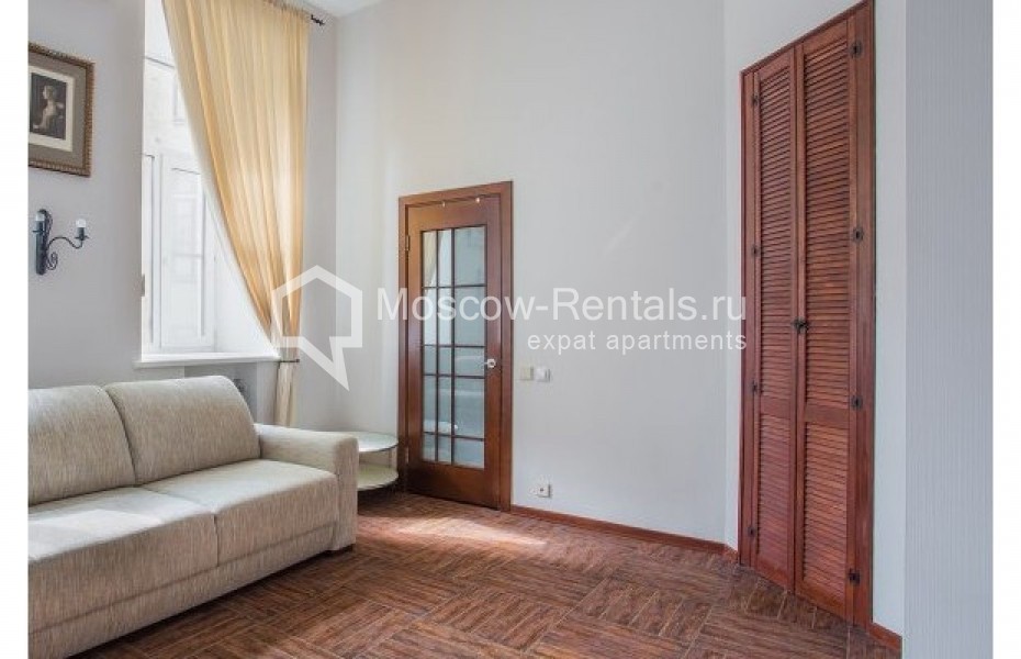 Photo #9 5-room (4 BR) apartment for <a href="http://moscow-rentals.ru/en/articles/long-term-rent" target="_blank">a long-term</a> rent
 in Russia, Moscow, Sadovaya-Samotechnaya str, 2/12