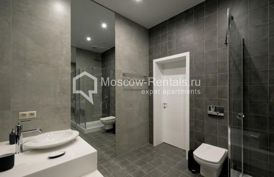 Photo #16 3-room (2 BR) apartment for <a href="http://moscow-rentals.ru/en/articles/long-term-rent" target="_blank">a long-term</a> rent
 in Russia, Moscow, Trubnaya sq, 2
