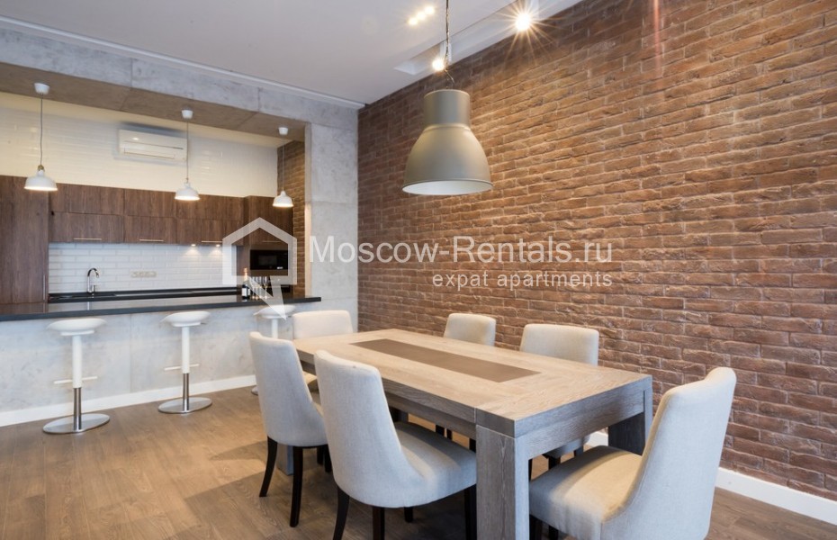 Photo #7 3-room (2 BR) apartment for <a href="http://moscow-rentals.ru/en/articles/long-term-rent" target="_blank">a long-term</a> rent
 in Russia, Moscow, Trubnaya sq, 2