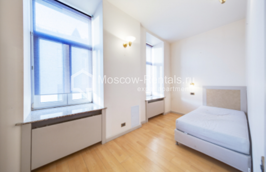 Photo #5 5-room (4 BR) apartment for <a href="http://moscow-rentals.ru/en/articles/long-term-rent" target="_blank">a long-term</a> rent
 in Russia, Moscow, Sadovaya-Samotechnaya str., 2/12