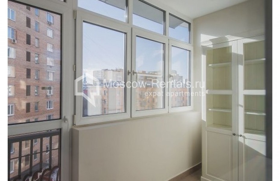 Photo #15 4-room (3 BR) apartment for <a href="http://moscow-rentals.ru/en/articles/long-term-rent" target="_blank">a long-term</a> rent
 in Russia, Moscow, Zoologicheskaya str., 18