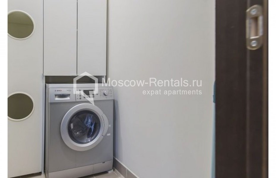 Photo #12 4-room (3 BR) apartment for <a href="http://moscow-rentals.ru/en/articles/long-term-rent" target="_blank">a long-term</a> rent
 in Russia, Moscow, Zoologicheskaya str., 18