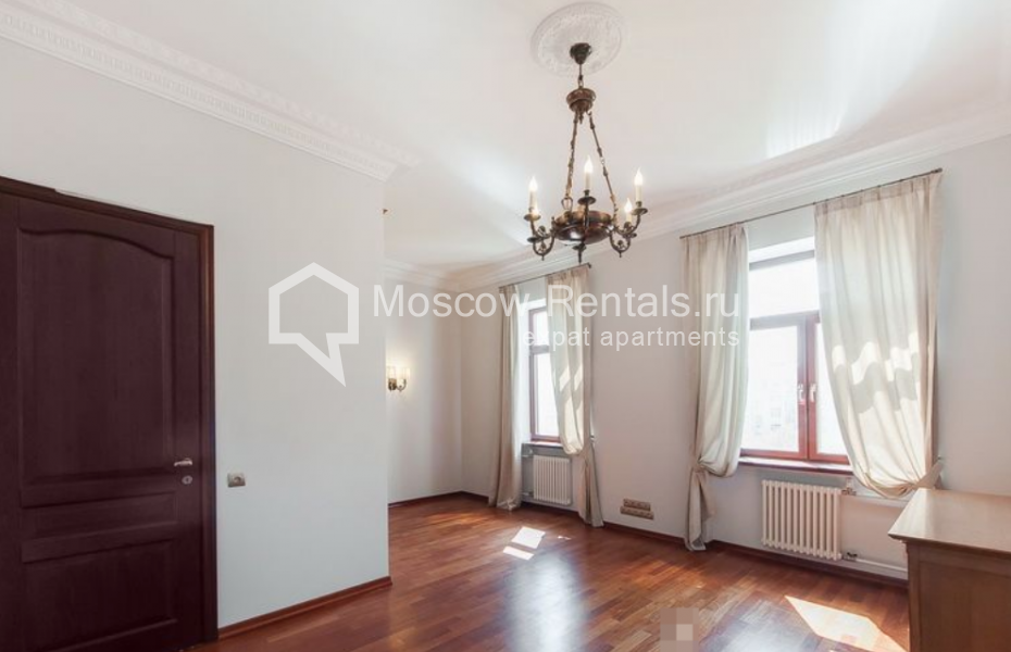 Photo #4 3-room (2 BR) apartment for <a href="http://moscow-rentals.ru/en/articles/long-term-rent" target="_blank">a long-term</a> rent
 in Russia, Moscow, Brusov lane, 6