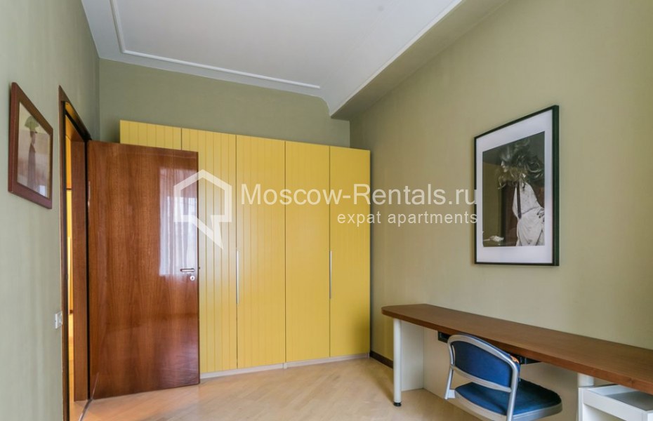 Photo #16 3-room (2 BR) apartment for <a href="http://moscow-rentals.ru/en/articles/long-term-rent" target="_blank">a long-term</a> rent
 in Russia, Moscow, Petrovskyi lane., 15С1
