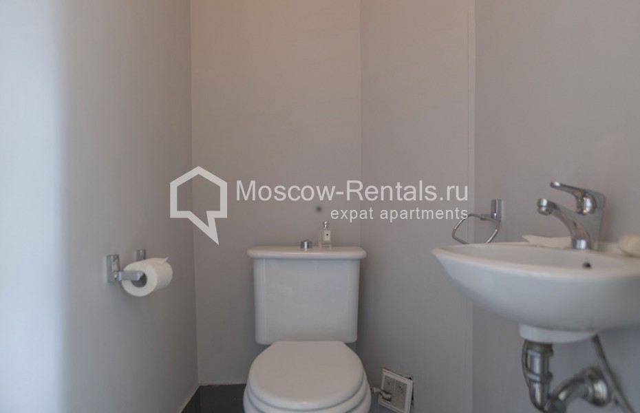 Photo #14 4-room (3 BR) apartment for <a href="http://moscow-rentals.ru/en/articles/long-term-rent" target="_blank">a long-term</a> rent
 in Russia, Moscow, Tverkskaya str, 25/9