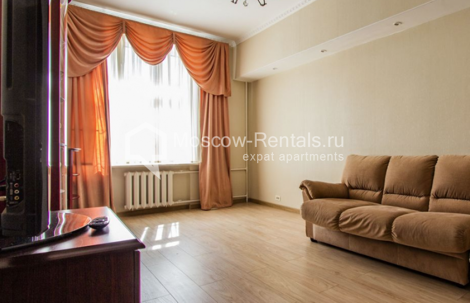 Photo #5 4-room (3 BR) apartment for <a href="http://moscow-rentals.ru/en/articles/long-term-rent" target="_blank">a long-term</a> rent
 in Russia, Moscow, Gasheka str, 9