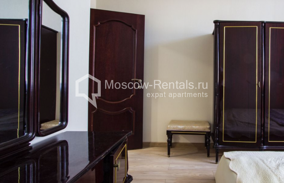 Photo #15 4-room (3 BR) apartment for <a href="http://moscow-rentals.ru/en/articles/long-term-rent" target="_blank">a long-term</a> rent
 in Russia, Moscow, Gasheka str, 9