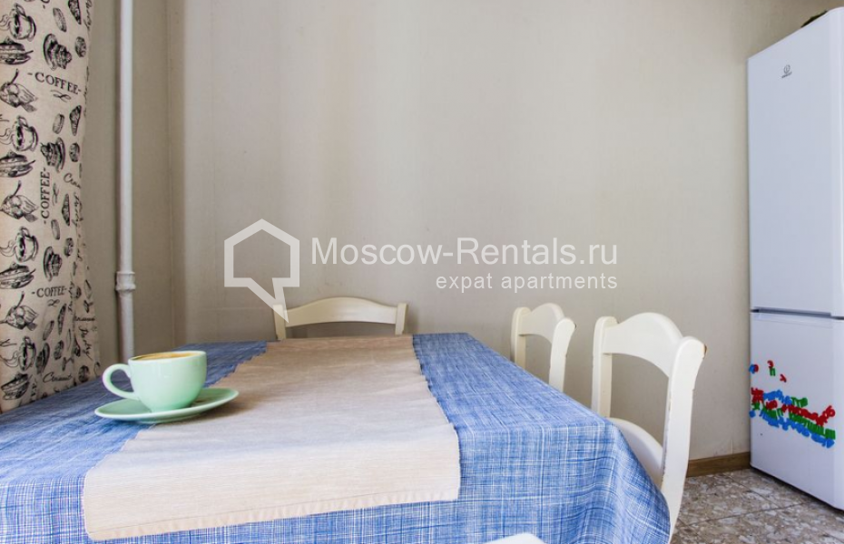 Photo #23 4-room (3 BR) apartment for <a href="http://moscow-rentals.ru/en/articles/long-term-rent" target="_blank">a long-term</a> rent
 in Russia, Moscow, Gasheka str, 9