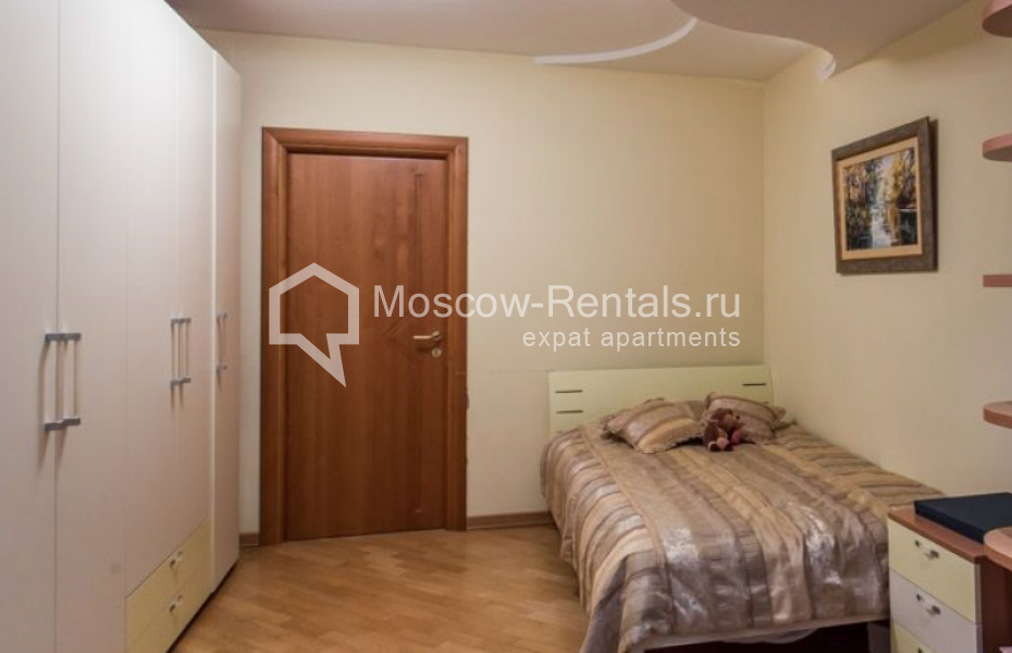 Photo #10 5-room (4 BR) apartment for <a href="http://moscow-rentals.ru/en/articles/long-term-rent" target="_blank">a long-term</a> rent
 in Russia, Moscow, Zoologicheskaya str., 28С2