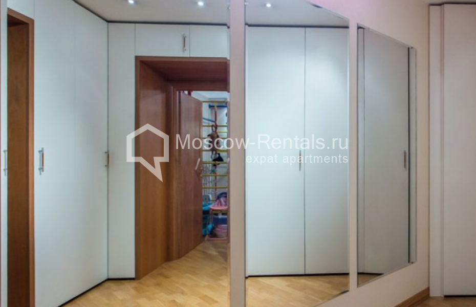 Photo #21 5-room (4 BR) apartment for <a href="http://moscow-rentals.ru/en/articles/long-term-rent" target="_blank">a long-term</a> rent
 in Russia, Moscow, Zoologicheskaya str., 28С2