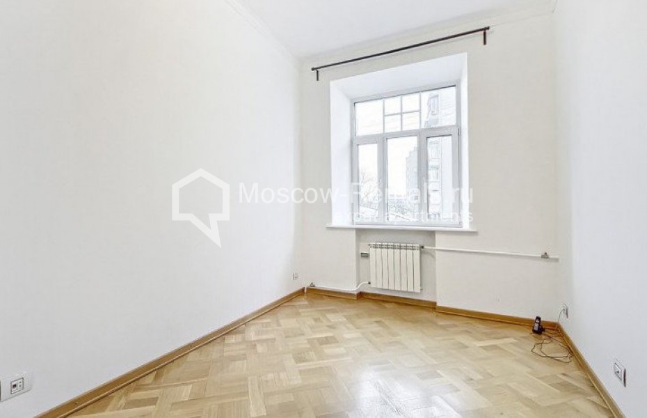 Photo #5 5-room (4 BR) apartment for <a href="http://moscow-rentals.ru/en/articles/long-term-rent" target="_blank">a long-term</a> rent
 in Russia, Moscow, Pokrovka str, 33c2
