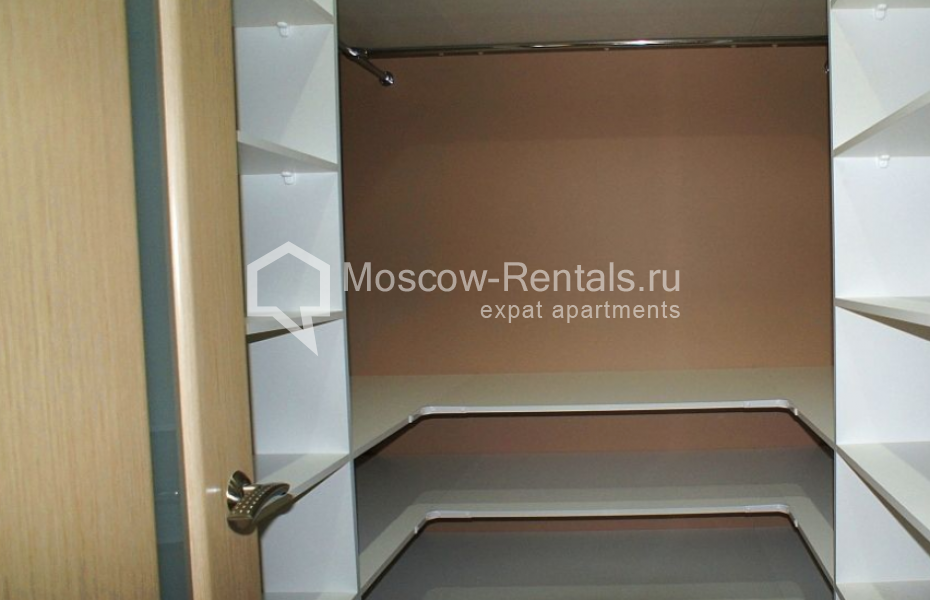 Photo #12 4-room (3 BR) apartment for <a href="http://moscow-rentals.ru/en/articles/long-term-rent" target="_blank">a long-term</a> rent
 in Russia, Moscow, Ivankovskoe shosse, 5