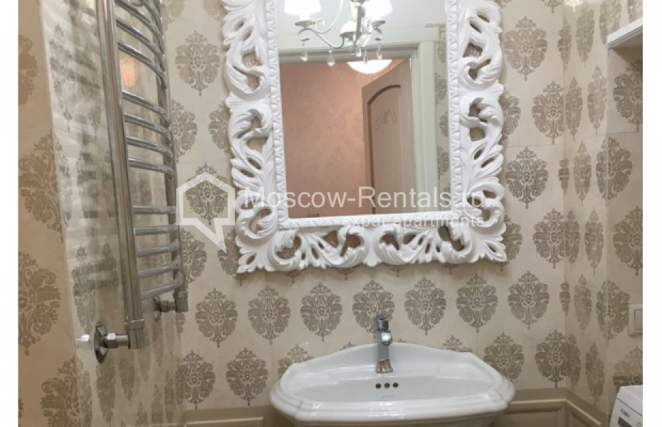 Photo #14 4-room (3 BR) apartment for <a href="http://moscow-rentals.ru/en/articles/long-term-rent" target="_blank">a long-term</a> rent
 in Russia, Moscow, Pokryshkina str, 1