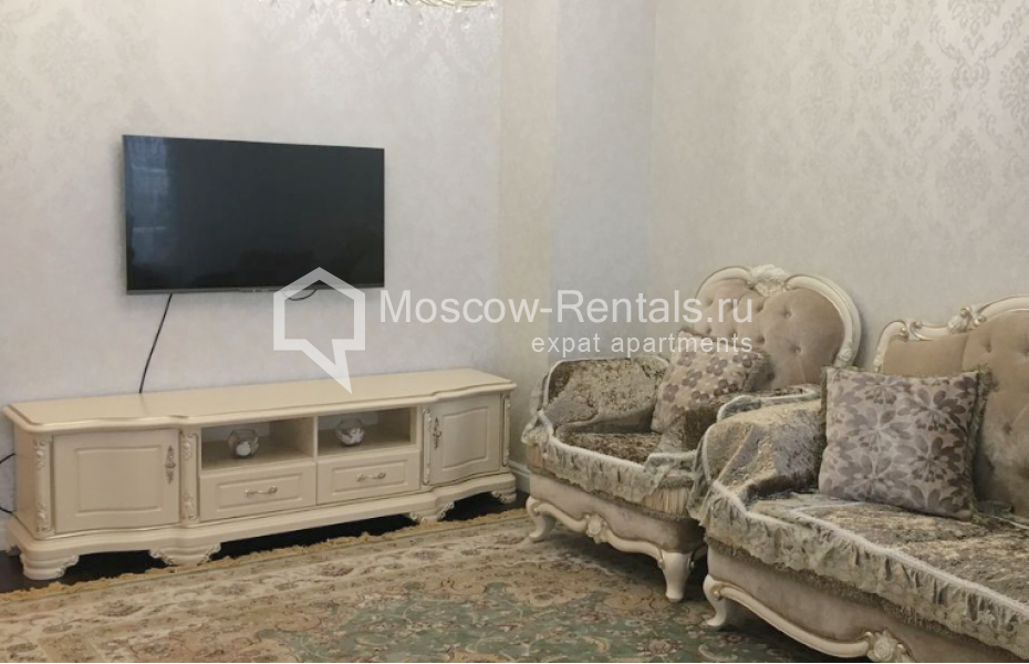 Photo #4 4-room (3 BR) apartment for <a href="http://moscow-rentals.ru/en/articles/long-term-rent" target="_blank">a long-term</a> rent
 in Russia, Moscow, Pokryshkina str, 1