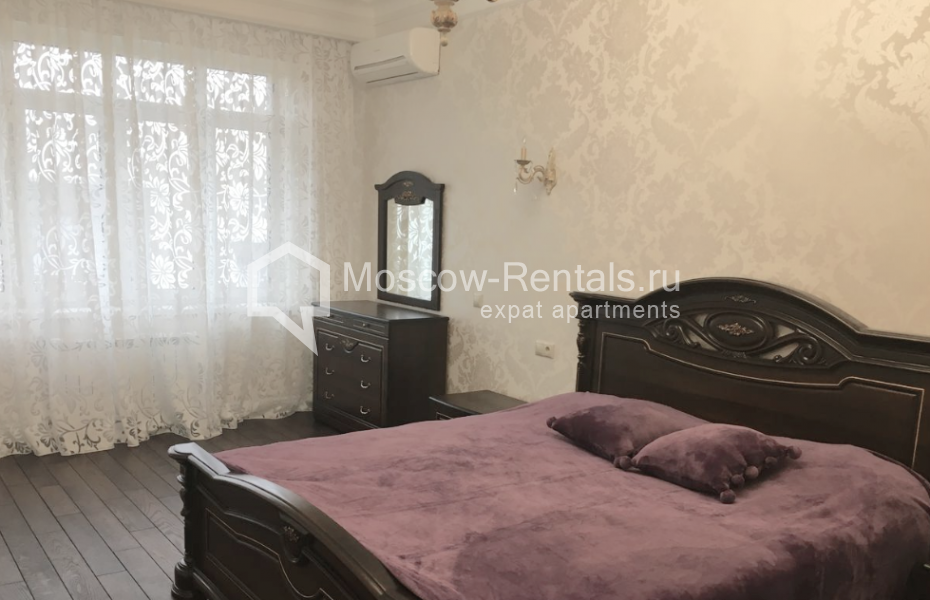 Photo #8 4-room (3 BR) apartment for <a href="http://moscow-rentals.ru/en/articles/long-term-rent" target="_blank">a long-term</a> rent
 in Russia, Moscow, Pokryshkina str, 1
