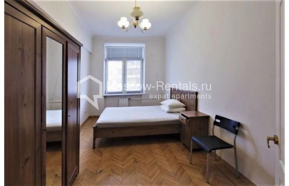 Photo #1 5-room (4 BR) apartment for <a href="http://moscow-rentals.ru/en/articles/long-term-rent" target="_blank">a long-term</a> rent
 in Russia, Moscow, Malaya Gruzinskaya str, 38