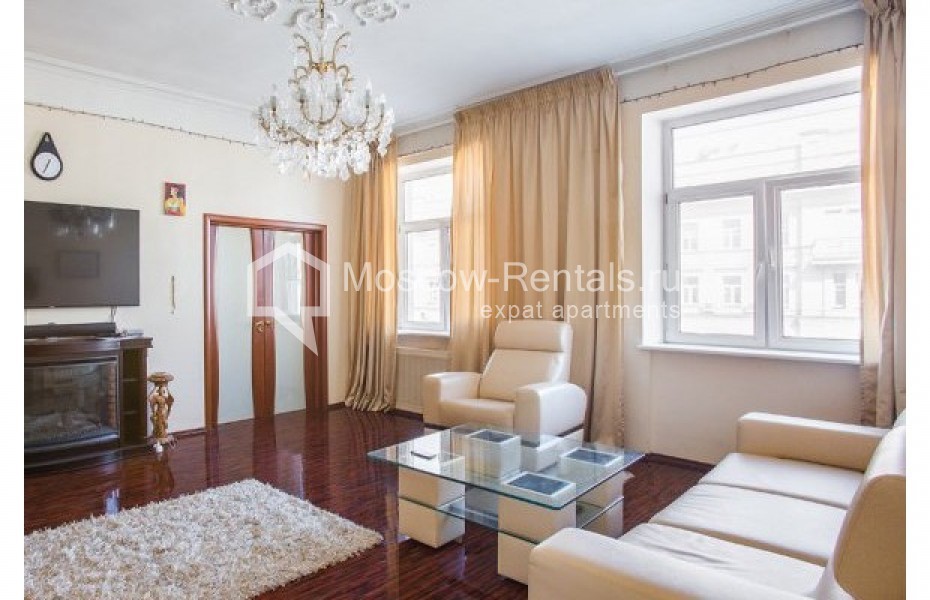 Photo #2 4-room (3 BR) apartment for <a href="http://moscow-rentals.ru/en/articles/long-term-rent" target="_blank">a long-term</a> rent
 in Russia, Moscow, Tverskaya str, 27 С 2