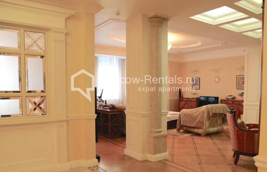 Photo #5 4-room (3 BR) apartment for <a href="http://moscow-rentals.ru/en/articles/long-term-rent" target="_blank">a long-term</a> rent
 in Russia, Moscow, Tverskaya str, 28к2