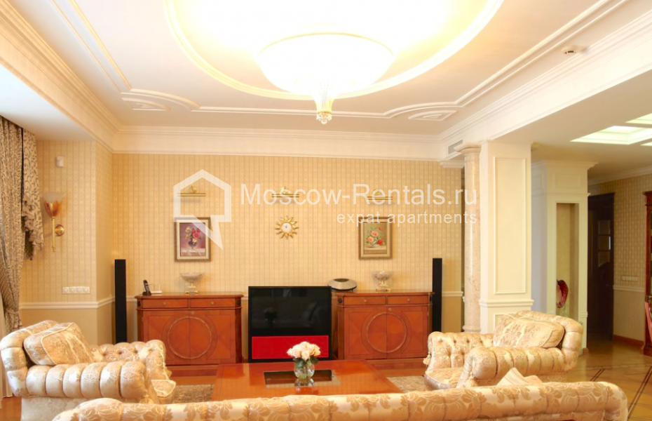 Photo #10 4-room (3 BR) apartment for <a href="http://moscow-rentals.ru/en/articles/long-term-rent" target="_blank">a long-term</a> rent
 in Russia, Moscow, Tverskaya str, 28к2